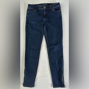 WHBM Size 4 Dark Blue Skinny Jeans with Ankle Zipper Detail